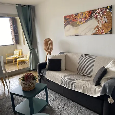 Renove Avec Vue Magique Каси