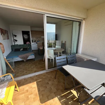 Apartman Renove Avec Vue Magique *